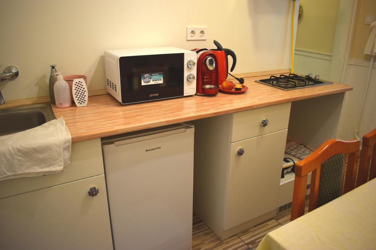 Malomszeg Apartman เปตช์ ภายนอก รูปภาพ